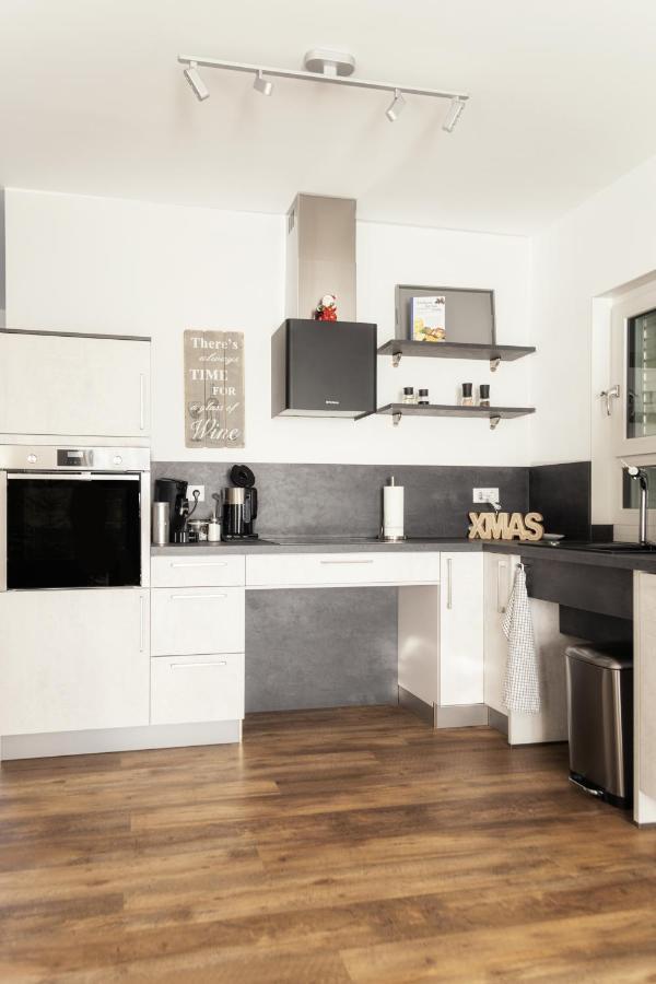 Ferienwohnung Bergaecker Neualbenreuth Exterior foto